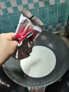 Make Mango milk pudding step 1