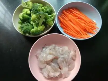 Make Carrot crayfish step 0