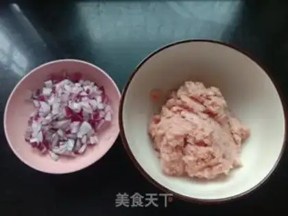 Make Onion meatballs step 0