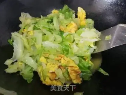 Make Scrambled duck eggs step 4