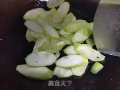 Make A melon step 1