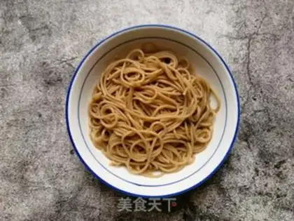 Make Garlic lobster cover noodle step 20
