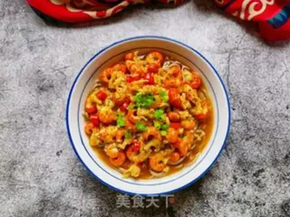 Make Garlic lobster cover noodle step 22