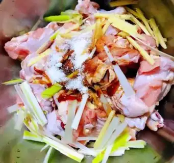 Make Orléans roasted chicken leg step 2
