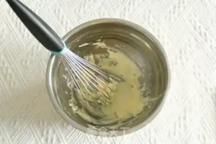 Make A simple, quick Olio milk bar step 3