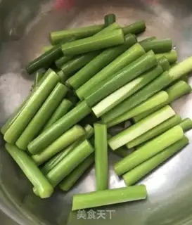 Make Garlic peppers fired step 0