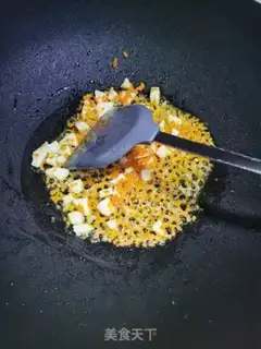 Make Fishball fried rice step 3