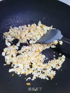 Make Fishball fried rice step 4