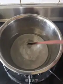 Make Homemade salt popsicle ice step 4