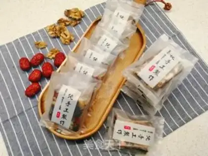 Make Sesame cake with dates step 5
