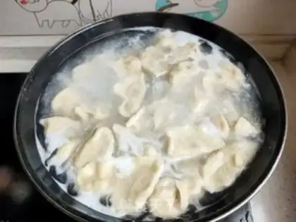 Make Pork shrimp croquettes step 16
