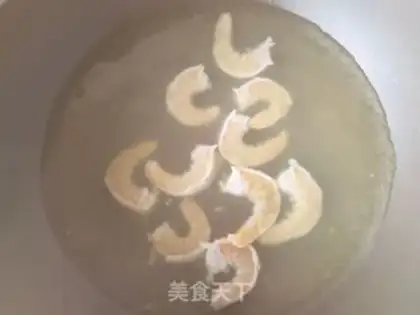 Make Shrimp sprouts step 6