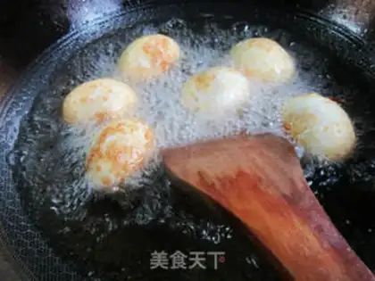 Make Curry fried eggs step 2