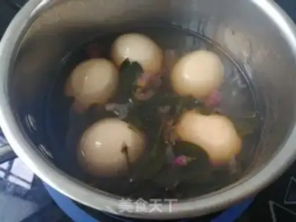 Make Roses and tea eggs step 5