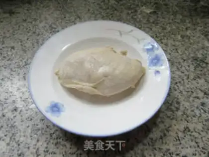 Make The raw chicken chest salad step 4