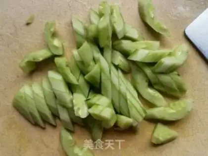 Make cucumber shrimp step 7