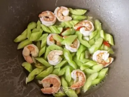 Make cucumber shrimp step 14