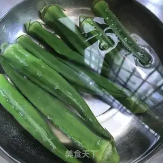 Make Garlic and acne step 2
