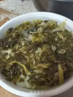 Make Five flowers and sour sauce step 1