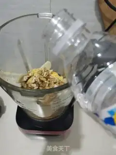 Make Pumpkin walnuts step 5