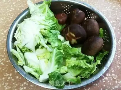 Make Fry mushrooms step 0