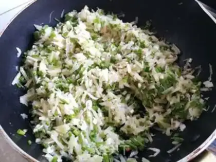 Make Shrimp leather potato pie step 6