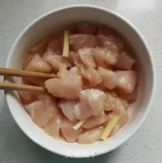 Make Pineapple fried chicken chest step 6