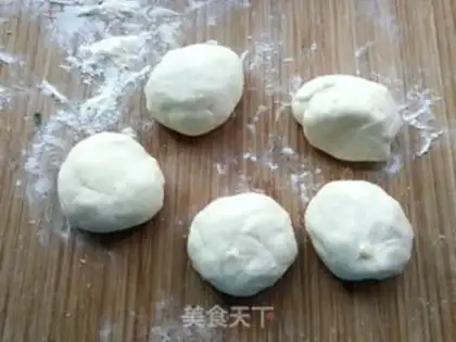 Make Shrimp leather potato pie step 7
