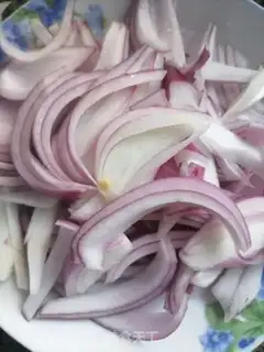 Make Onion fried eggs step 0