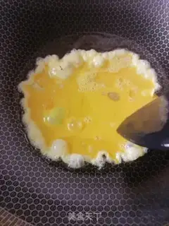 Make Onion fried eggs step 2