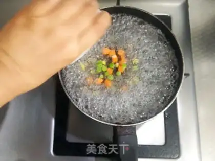 Make The spleen is wet to make the sunflower step 6
