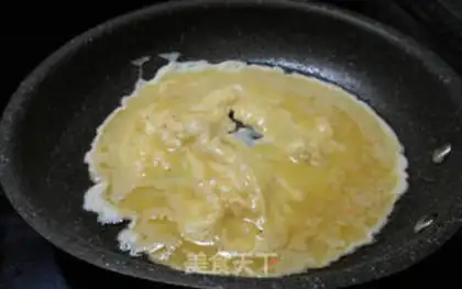 Make Eggs and garlic step 2