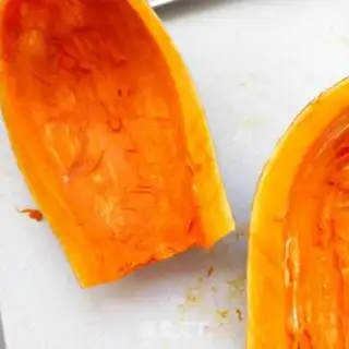 Make Pumpkin date rice congee step 2