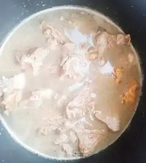 Make Mountain medicine and bone soup step 4