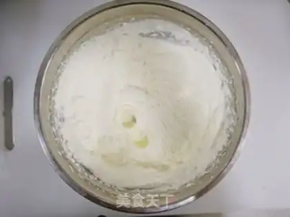 Make Homemade cranberry cream ice cream step 3