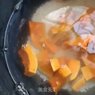 Make Pumpkin date rice congee step 5