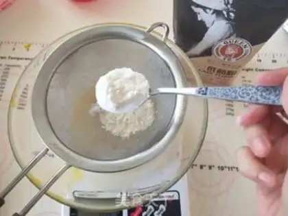 Make Honey Lemon Cake step 3