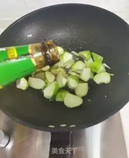 Make Smelt fried eggs step 5