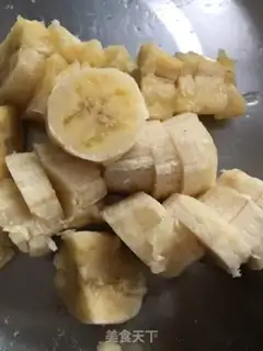 Make Apple banana Sydney juice step 3