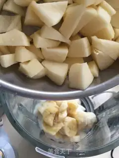 Make Apple banana Sydney juice step 6