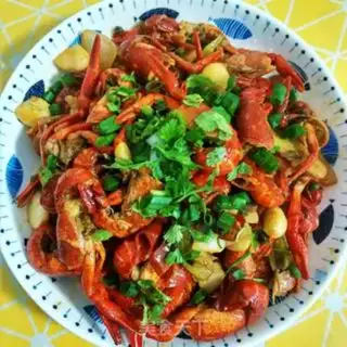 Make Spicy lobster step 9