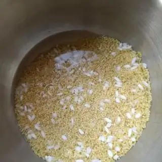 Make Red sugar rice congee step 5