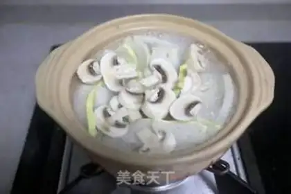 Make Fish pasteball soup step 5