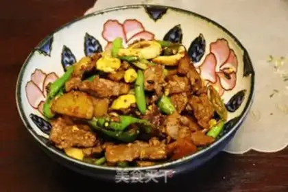 Make Beef potatoes, peppers step 3
