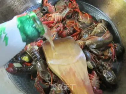 Make Garlic lobster step 6