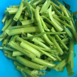 Make Garlic cabbage step 1