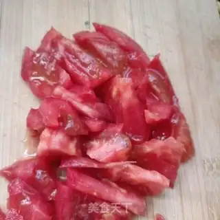 Make Tomato egg soup step 1
