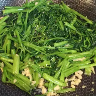Make Garlic cabbage step 6