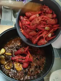 Make Spicy lobster step 9