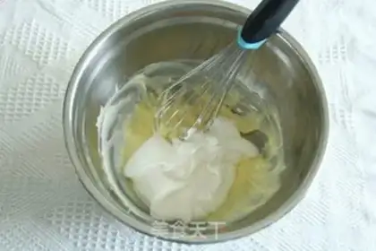 Make No water, no snow cake step 11